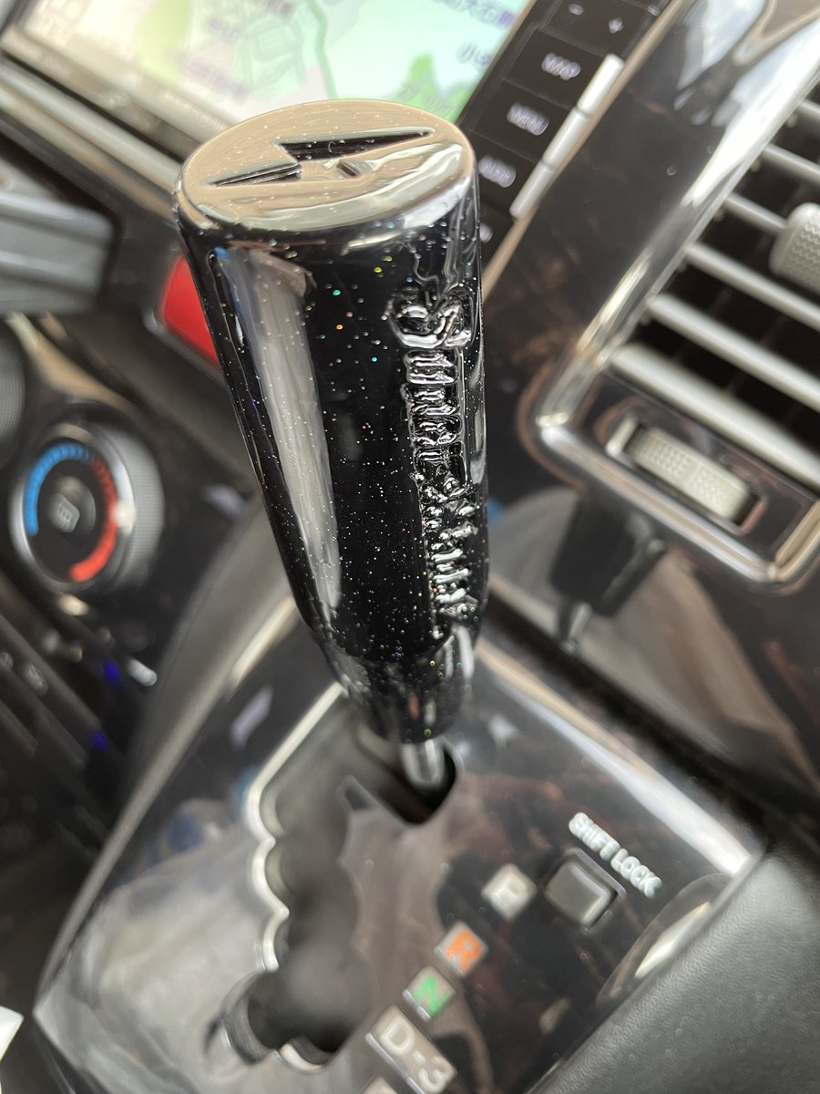 試作品完成！
色んな車種で強度、耐久テスト。
お願いした方には順次納品します！
#スーパーメイド #シフトノブ