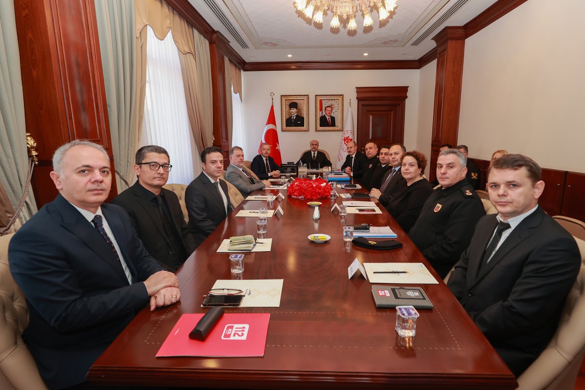 Acil Çağrı Hizmetleri İl Koordinasyon Toplantısı'nı gerçekleştirdik.

Acil çağrı hizmetleri veren kurumlar arasında iş birliğinin sağlanması ile acil çağrı hizmetlerinin verimli ve hızlı bir şekilde sunulması hakkında görüş alışverişinde bulunduk.