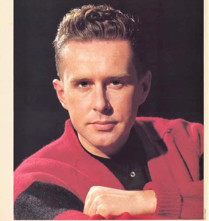 OfficialDaledoe's tweet photo. Happy 64th. Birthday to singer/songwriter/musician/painter, #WilliamJohnson , better known as #HollyJohnson ( @TheHollyJohnson ) of #FrankieGoesToHollywood ( @FGTH_Official ) ! 🥳🎉🎊🎈🎂🎁🎼🎶🎵🎸🎤 #Relax &amp; more. https://t.co/3vnBzHYZsi
