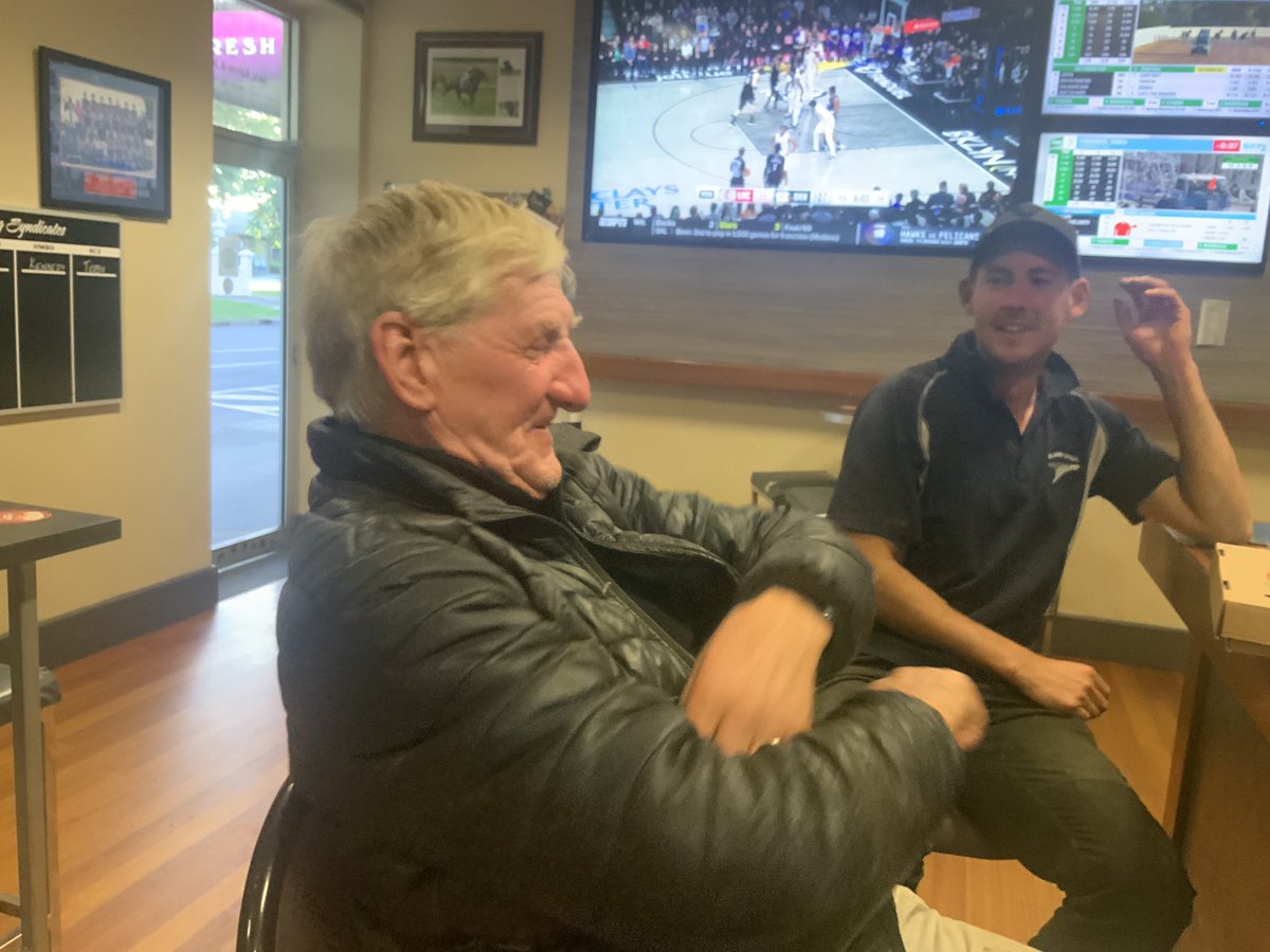 Hey ⁦<a href="/bakes47516205/">@bakes</a>⁩ I’m trying to get ⁦<a href="/JacktheInsider/">Jack the Insider</a>⁩ to write a follow up racing book after the success of “The Fine Cotton Fiasco” sent thru a couple of lines on old mate, working under the loose title of “Catching the 🥵…with DT Drever” #bestseller