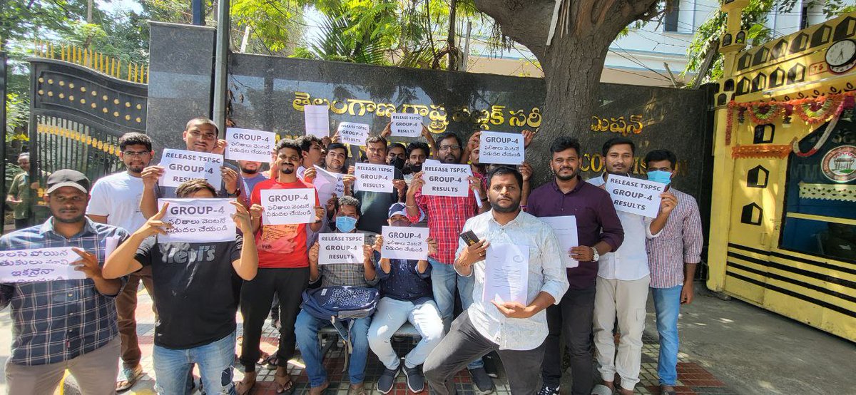 RAMESH38739221's tweet photo. @TelanganaCMO
@TSPSCofficial
@revanth_anumula
@Bhatti_Mallu
@jeevanreddymlc
@Min_SridharBabu
@OffDSB
@jeevanreddymlc
@VenkatBalmoor
@ADayakarINC
We, the TSPSC Group-4 Aspirants have been waiting for Group-4 General Ranking List (GRL) for more than 7 months.  #Declare_Group4_GRL https://t.co/GtamKot3Ft