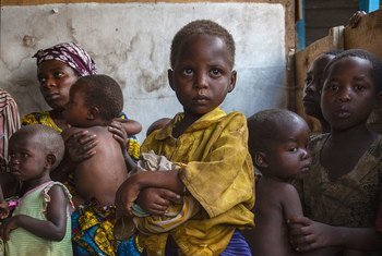 chrismugangu's tweet photo. #RDC : À l'Est on meurt par balles, dans les autres parties du pays on meurt de faim et de vie chère. 😡
@LambertNsenga https://t.co/T8w7e7VK5E