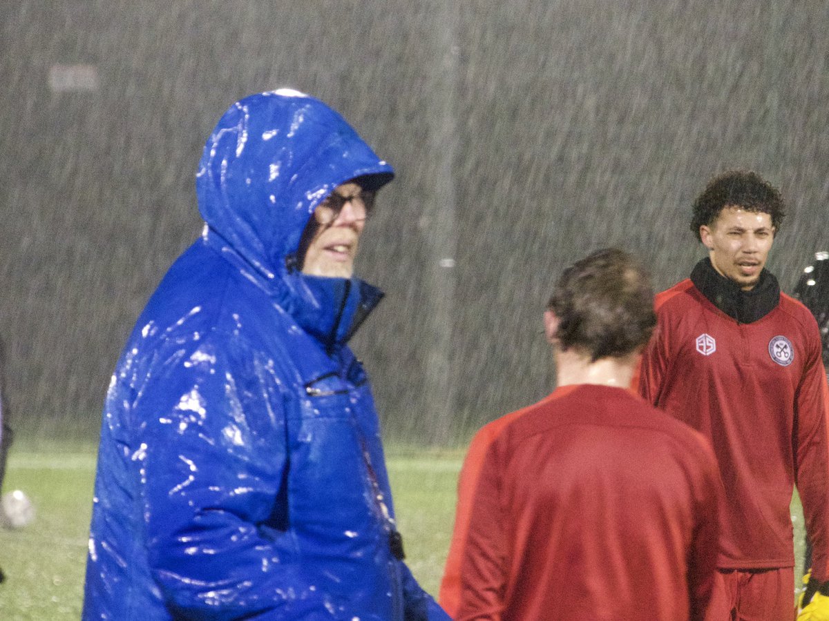 Hednesford Town FC tweet media