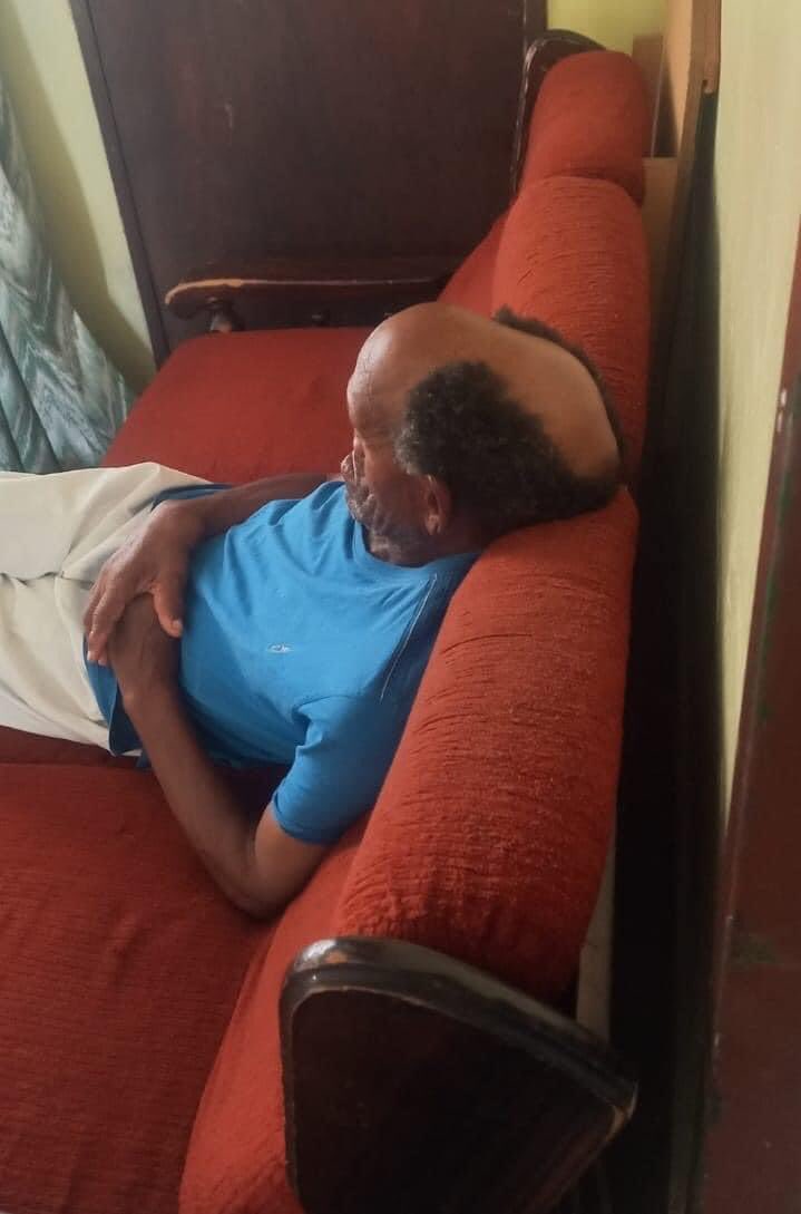 Red_Kaybee's tweet photo. @gnont Petrol bomb 💣 who doesn't know that 🤷🏿‍♂️🤷🏿‍♂️ https://t.co/m47ESLGiZE