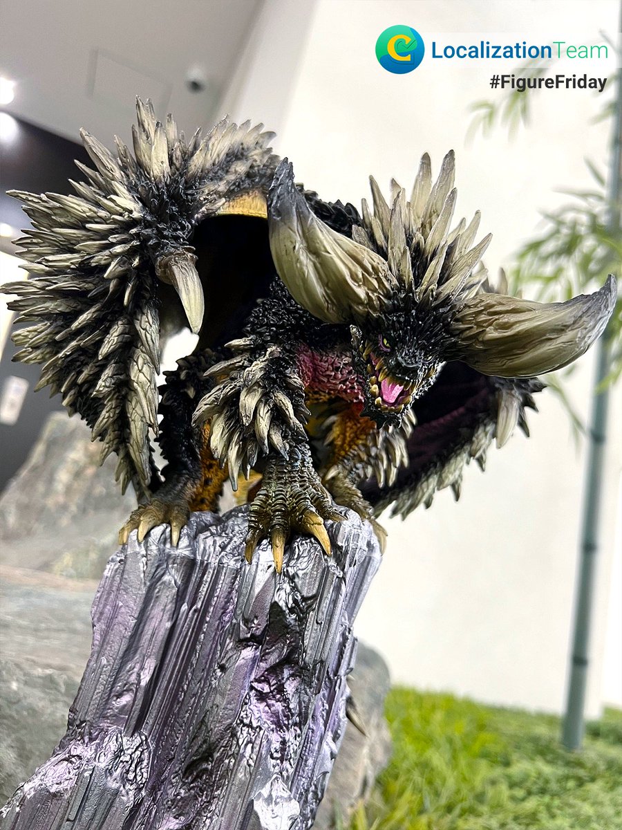 Careful now! This is one spiky boi!

For this #FigureFriday, we're featuring the thorn in everyone's side in their #ReturntoWorld, Nergigante!