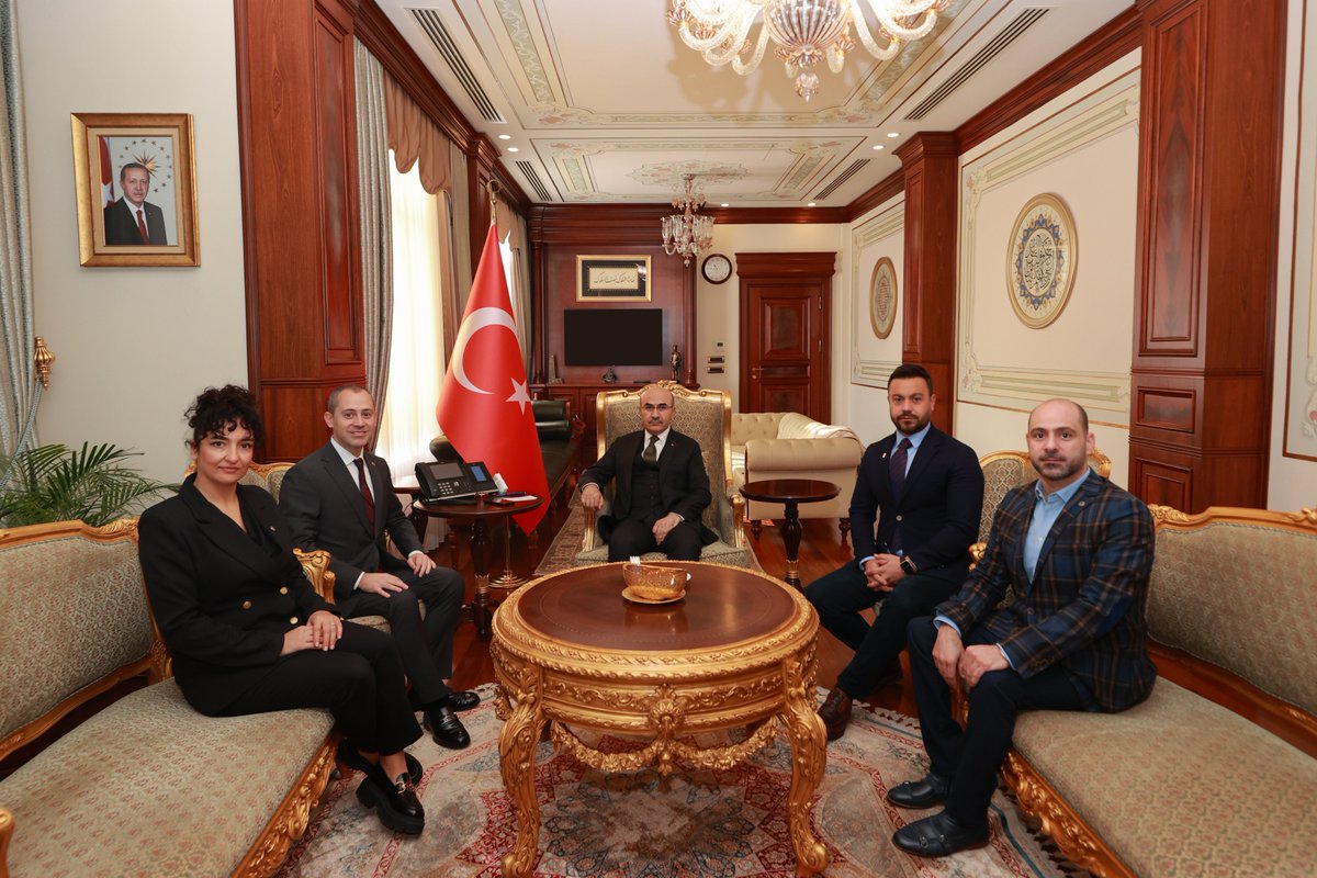 mahmutdemirttas's tweet photo. Türkiye Genç İş İnsanları Derneği (TÜGİAD) Bursa Şube Başkanı Selim Baykal ve yönetim kurulu üyelerine ziyaretleri için teşekkür ediyorum. https://t.co/bLshxM9vub