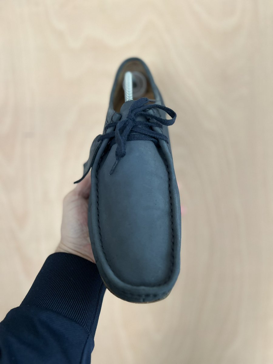 Cleaning service available 🧽

£20 a clean atm 

Drop off points available 📍

Post your kicks to us 📦

#sneakercleaning #