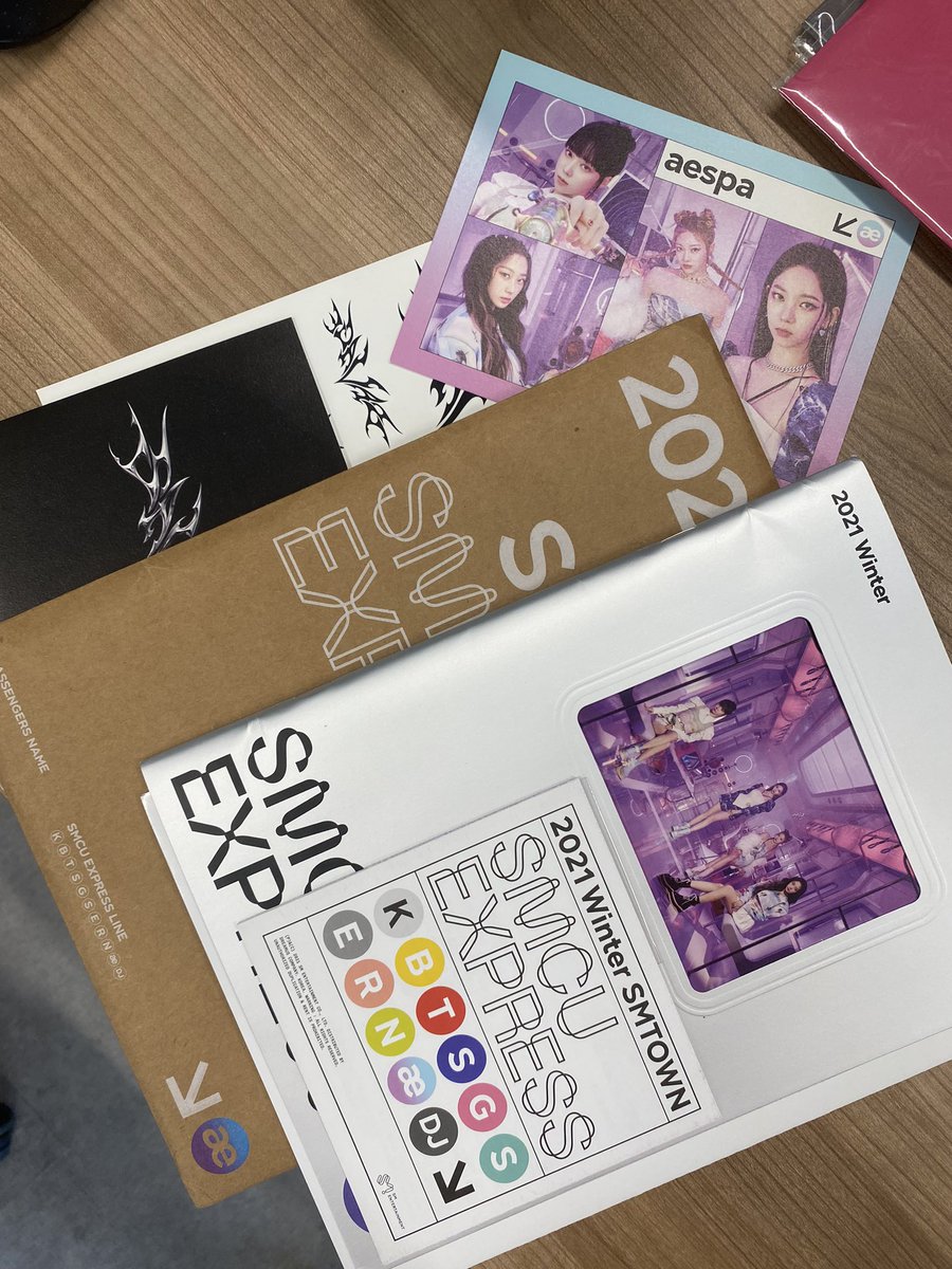 ได้รับของแล้วนะครับ แม่ค้าแพ็คมาดีมากเลยครับ ของแถมก็น่ารัก ❤️❤️❤️ #รีวิวsomeone