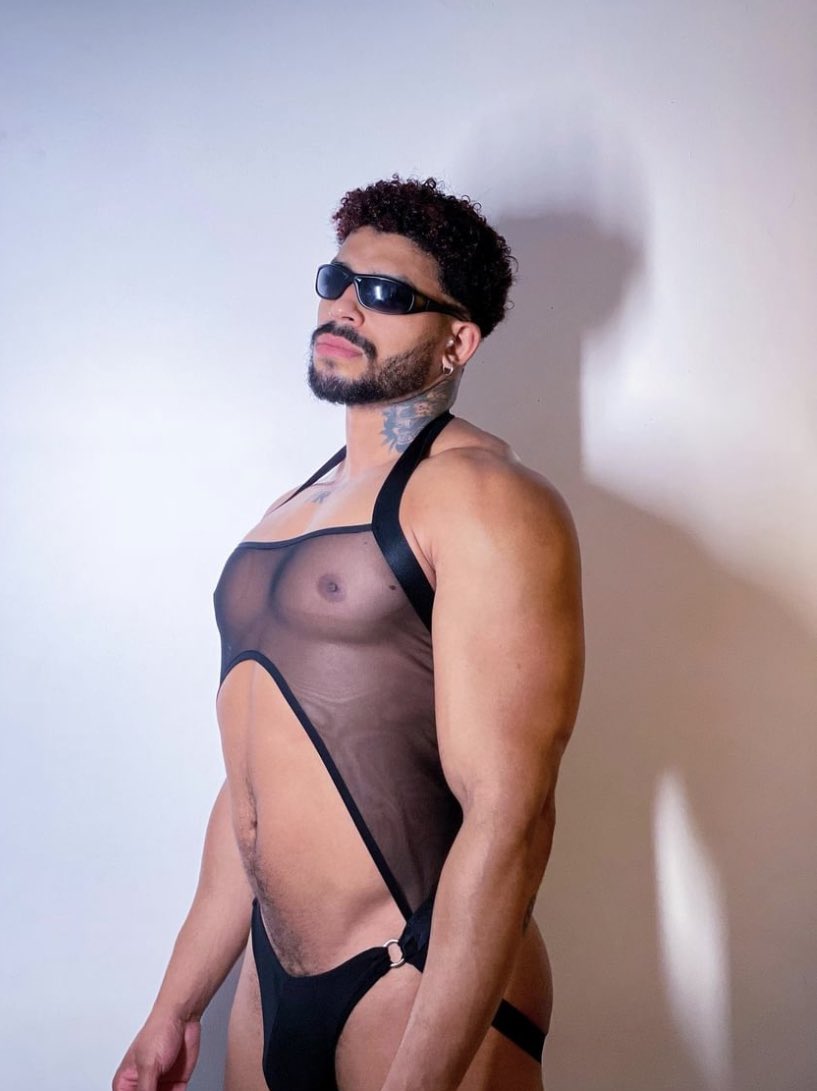 GAYPLAY tweet media