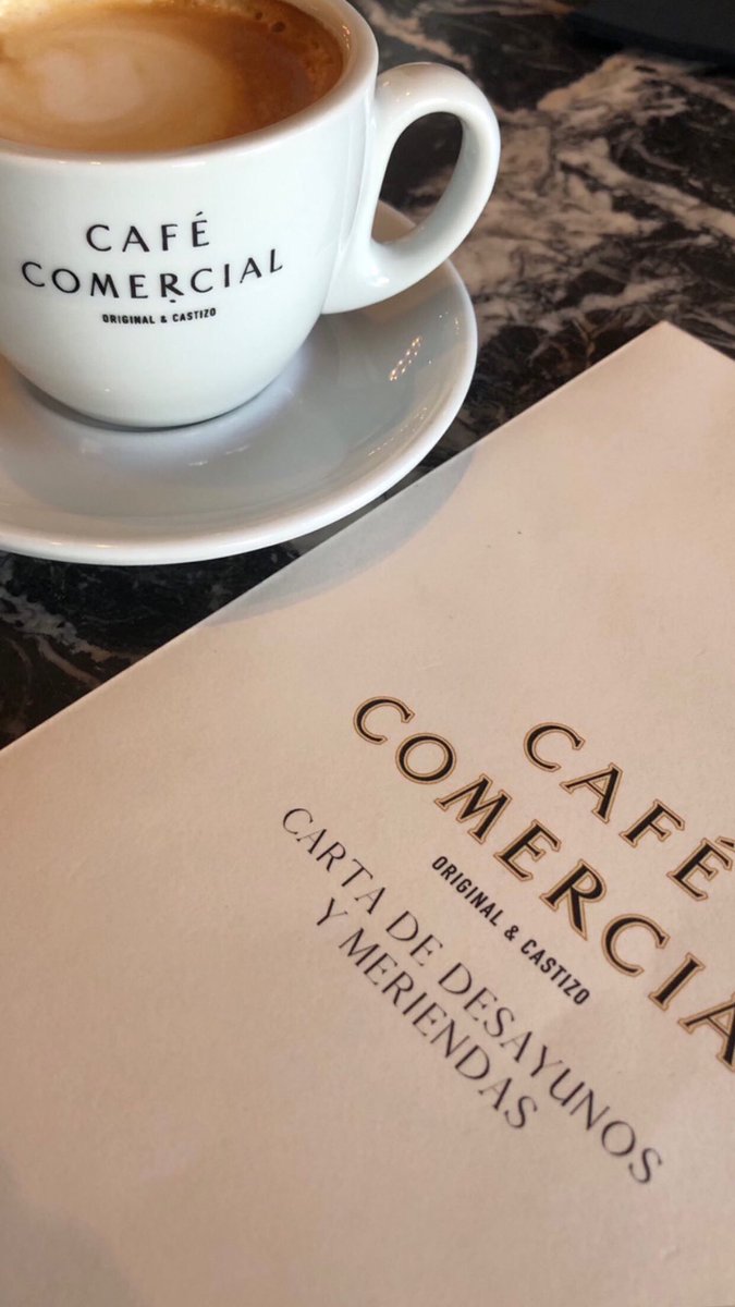 Hoy por la mañana se han cocinado cositas en el Café Comercial. Hemos hecho entrevista con el periódico @gentedigital y con <a href="/ConCeDeCultura/">ConCdeCultura</a> 📸♥️
Muy pronto saldrán las entrevistas 🎶