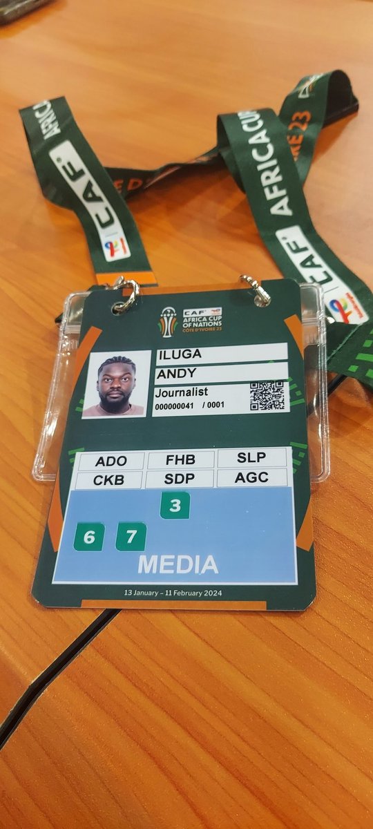 Azàm Andrew tweet media