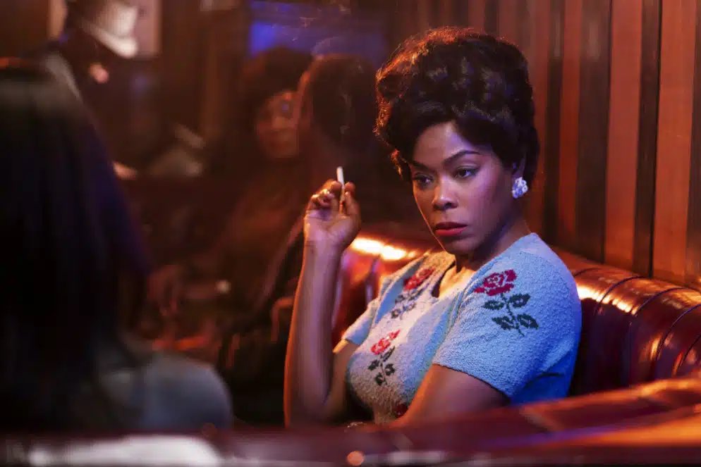 ItsLaDarrion's tweet photo. @therealgolden47 is a really powerhouse of an actress. Comedic timing in point and will transform like how she did in I Am the Night. 

We need her in more indie dramas. https://t.co/SZDqEyuYBv