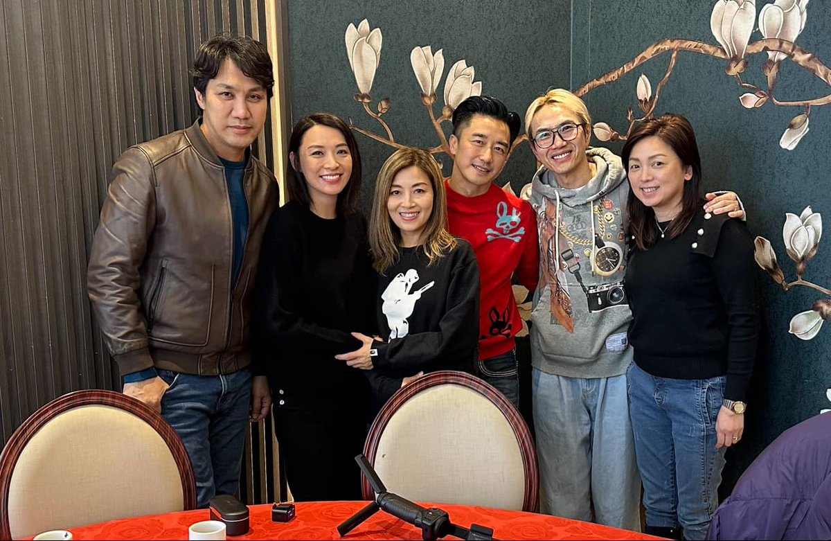 melngai416's tweet photo. ATV gang in Toronto!
#AliceChan #陳煒
#AndrewCheung #張崇基
#DerekTo #杜挺豪
#WongOiYiu #黃璦瑤
#亞洲電視 https://t.co/1YWR8Beqch