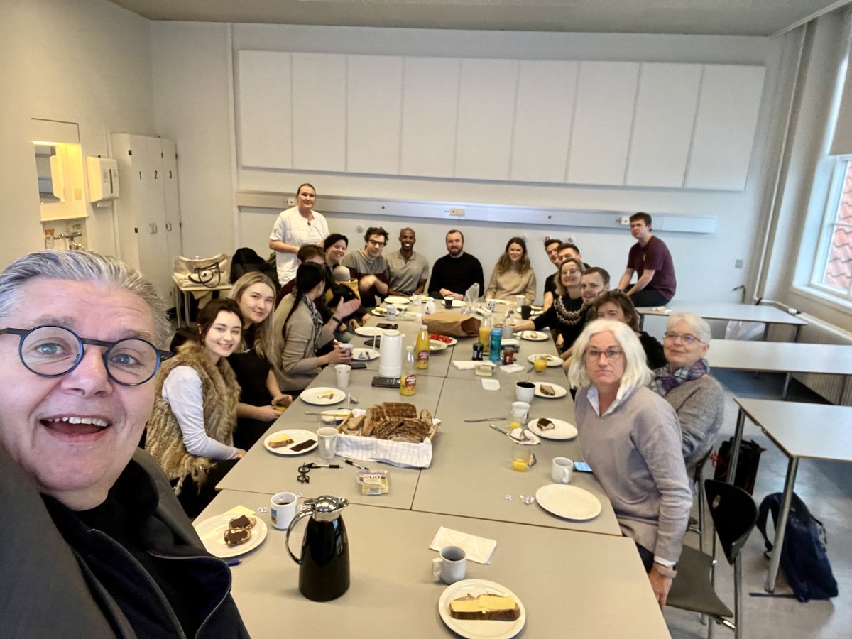 Starting our thematic day at @CopCard with bread and “pålægschockolade” 🍫 😊