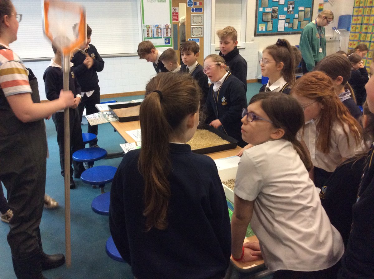 SchoolGotham's tweet photo. Thank you so much to the amazing scientists from the University of Nottingham who came to inspire us this week for Nottingham Festival of Science and Curiosity! It was an incredible morning for Key Stage Two. @NottsFOSAC @UniofNottingham https://t.co/ZQ3ps7abtA
