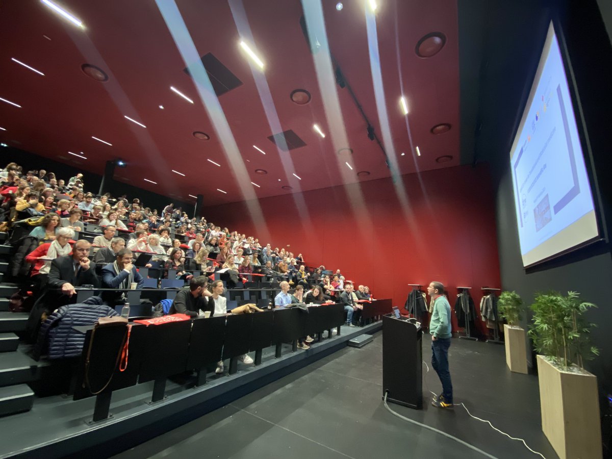 The U1231 CTM and US58 BioSand scientific day is starting with ou Director’s <a href="/GHIRINGHELLIFr1/">GHIRINGHELLI Francois</a> welcoming!
Looking forward to hearing our members’ exciting talks and to discover their posters ! <a href="/Inserm/">Inserm</a> @univbourgogne <a href="/CGFL_Dijon/">CGFL</a>