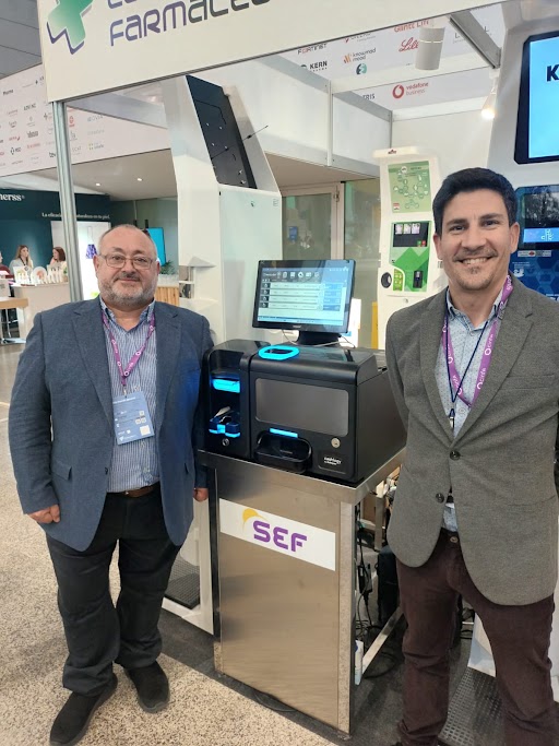 CashlogyOficial's tweet photo. 📢 Esta semana estamos acompañando a nuestro distribuidor Sercofarm en el Congreso de Farmacia en Valencia (@Farmaceuticos_). 

Todos los asistentes interesados pueden conocer de primera mano #Cashlogy , nuestra solución ideal para la gestión diaria del efectivo de su negocio. https://t.co/TOFm2PkYTq