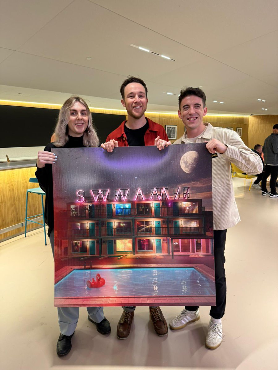 I ddathlu’r diwrnod yn bellach…’da ni wedi rhoi 20% i ffwrdd a’r ein feinyls ar gael o wefan Swnami drwy ddefnyddio cod DMC24

Welwn ni chi’n fuan 🫶