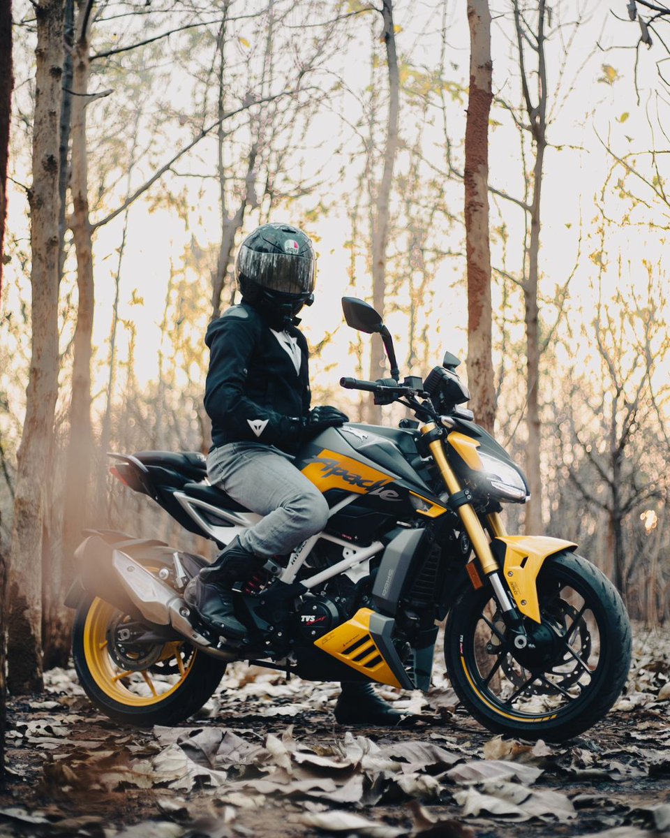 TVSApacheSeries's tweet photo. Pushing limits with the ultimate freestyler Apache RTR 310.
#TVSApacheSeries #TVSApacheRTR #Freestyler #TVSApacheRTR310 https://t.co/3TVCHLqmGD