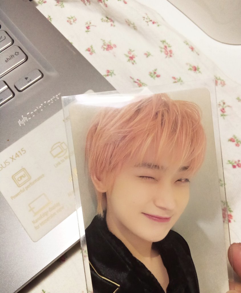 idatejaeyun's tweet photo. @enhypenmart sn wink 130, sn bdc 20k. take all 140 aja ;) https://t.co/nDsLhRz2zV