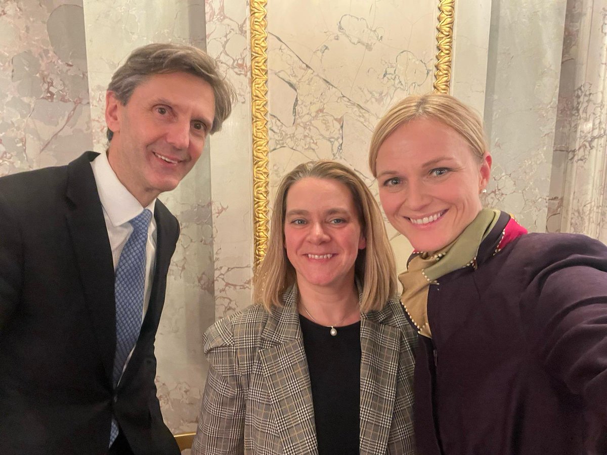 Wonderful to see our Austrian partners Sabine Schneeberger, Head of Department at @bkagvat, & Section Head Peter Huber at @MFA_Austria at the new year’s reception of @MFA_Austria for development partners. Looking forward to working together this year for the promise of the