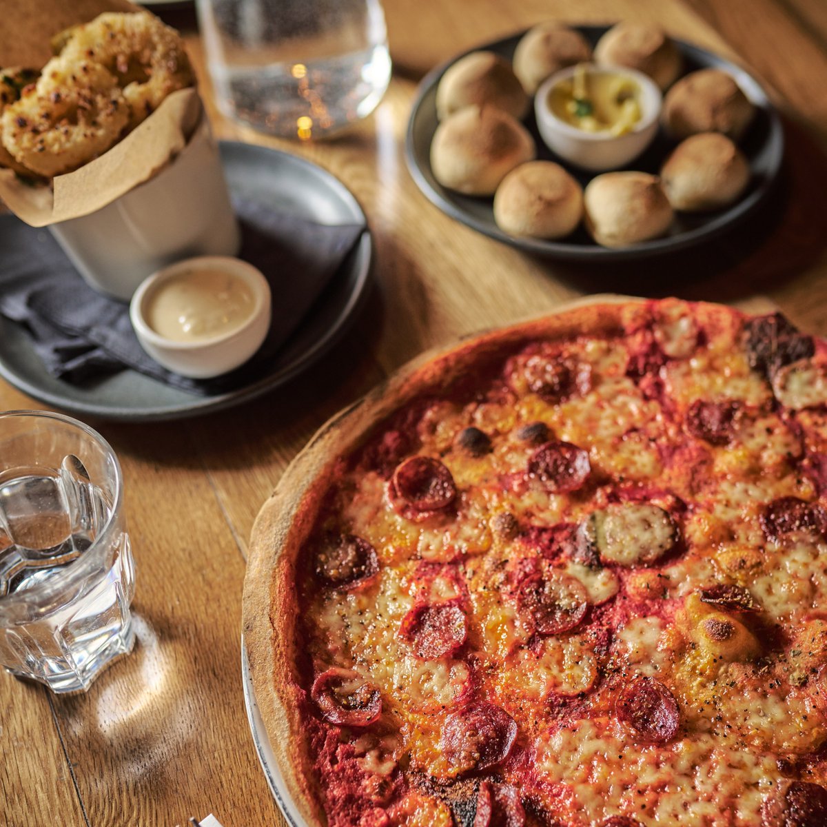 Did you know it's National Pizza Day? Celebrate in style at @PizzaExpress! What's your ultimate pizza topping combo? #StDavidsCardiff #NationalPizzaDay #ShoppingCentre