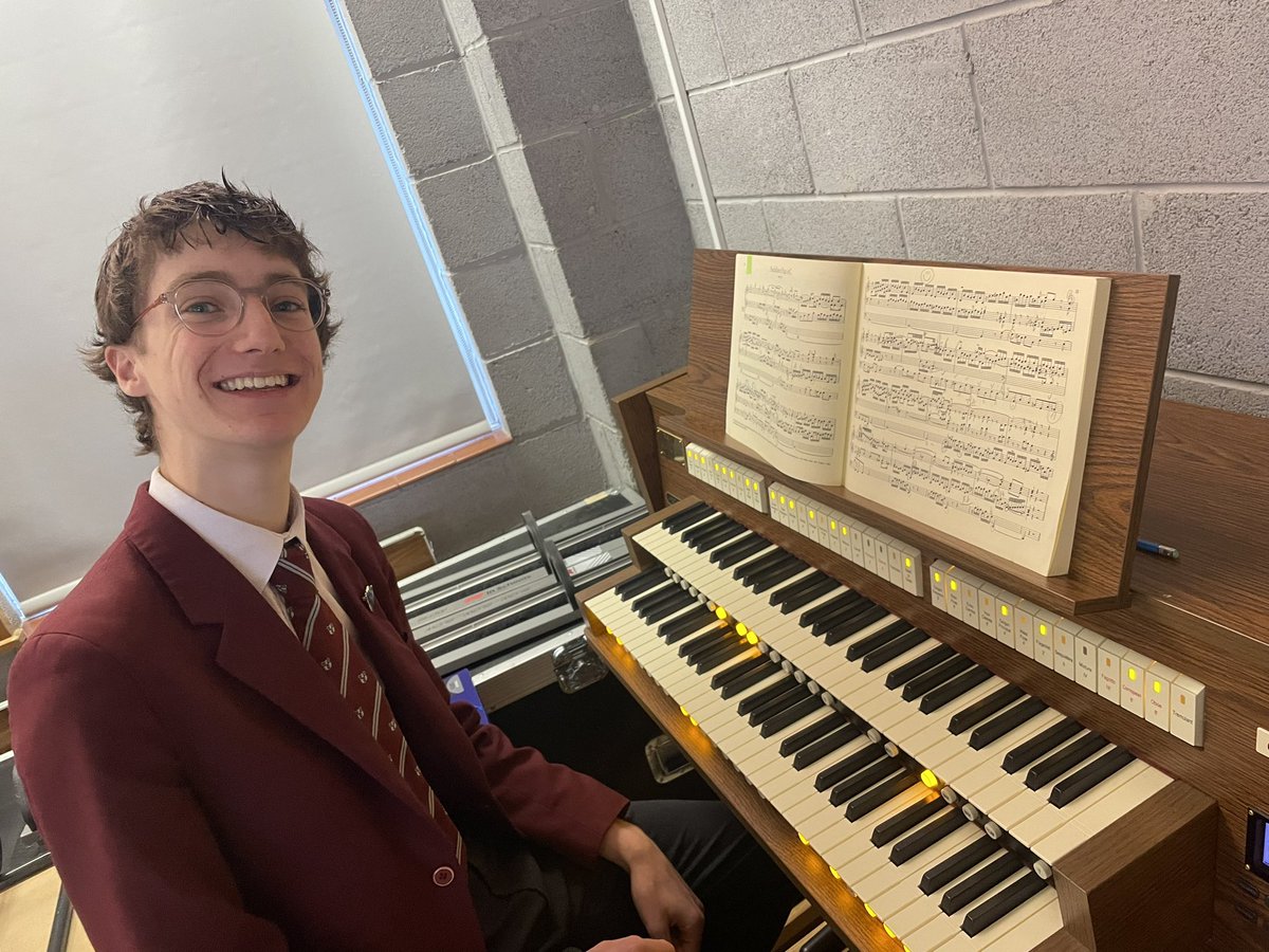 Lovely to have Edwin playing the organ in assembly this morning. Happy (almost) Half Term! 🎵