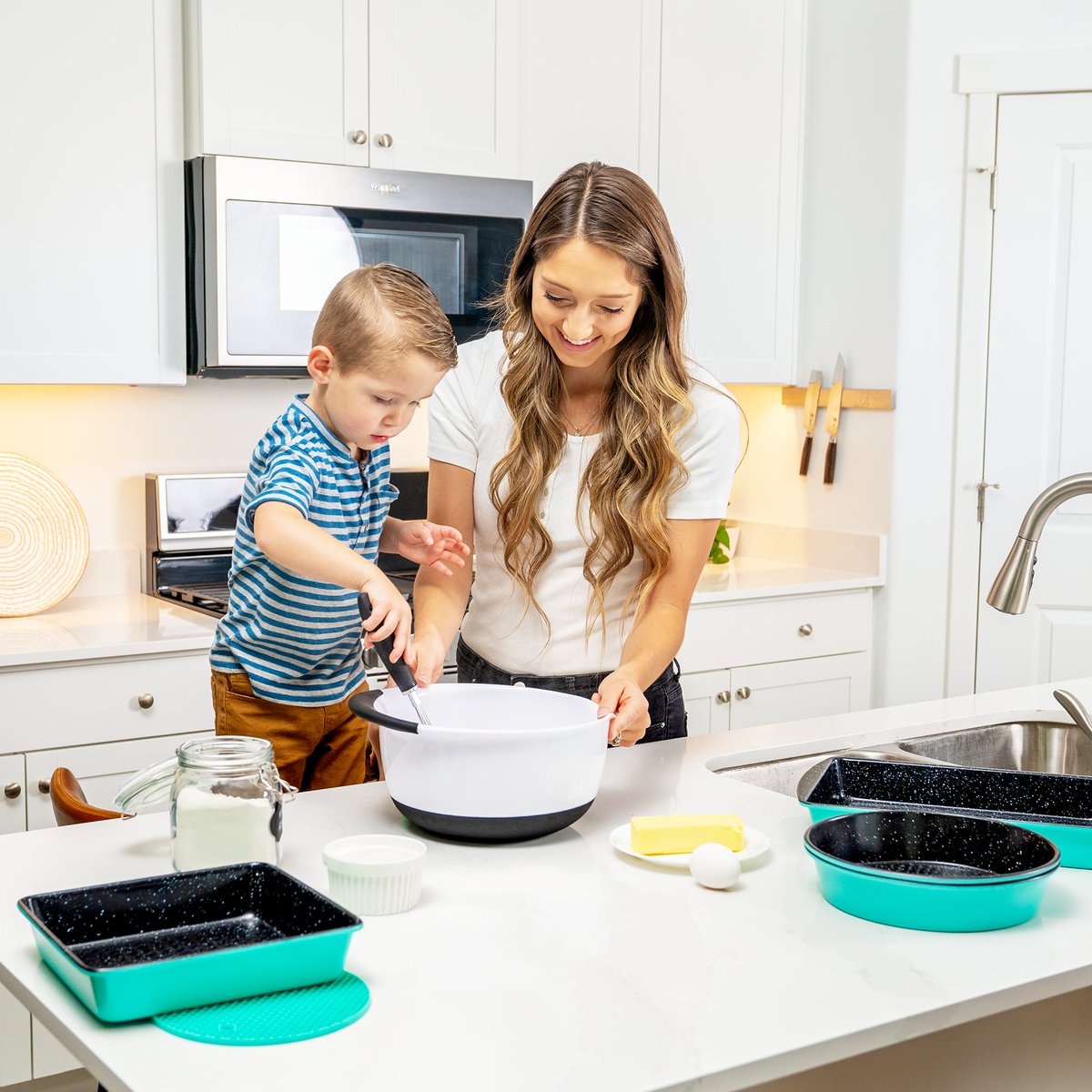 MyKitchenatics's tweet photo. Calling all baking enthusiasts! Whip up some excitement with our epic baking set sale! 
👉 https://t.co/D8sO0upZ5c 

#kitchenatics #bakewithkitchenatics #coupons #discounts #bakingfever #leapsaleday https://t.co/1vYJBuVlDY
