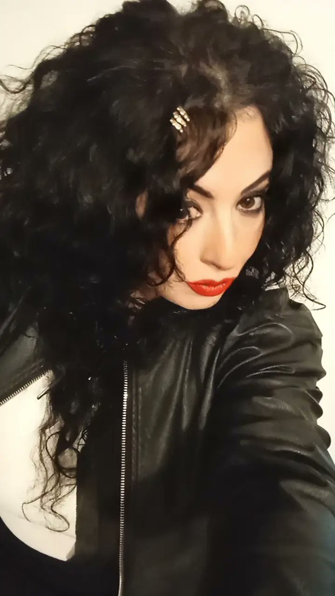 AnnaLisaCuccui's tweet photo. Buon dì...Siamo già a Febbraio ☺️ https://t.co/OXx6ZfRRzr