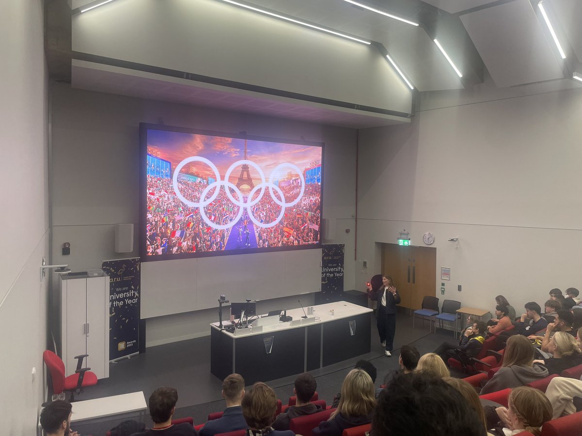 Thoroughly enjoyable, engaging and passionately delivered Excellence in Sport “Shorts, Hockey Sticks and a Women’s Sport Movement” talk by @howard__tess at @AngliaRuskin last night @ARU_Sport