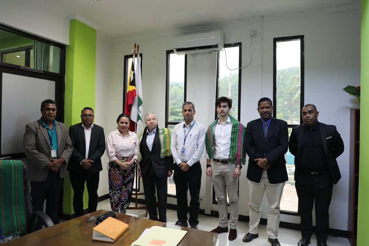 UNICEFTL's tweet photo. We are happy to accompany UNSG Special Envoy on #RoadSafety, Mr.@JeanTodt, for meeting with H.E. Dr. Elia dos Reis Amaral, #TimorLeste's Minister of Health, this morning.

Dr. Shyam Pathak @drshyam2001, Chief of Health @UNICEFTL represented UNICEF #TimorLeste in this meeting. https://t.co/dZigGKGmGS