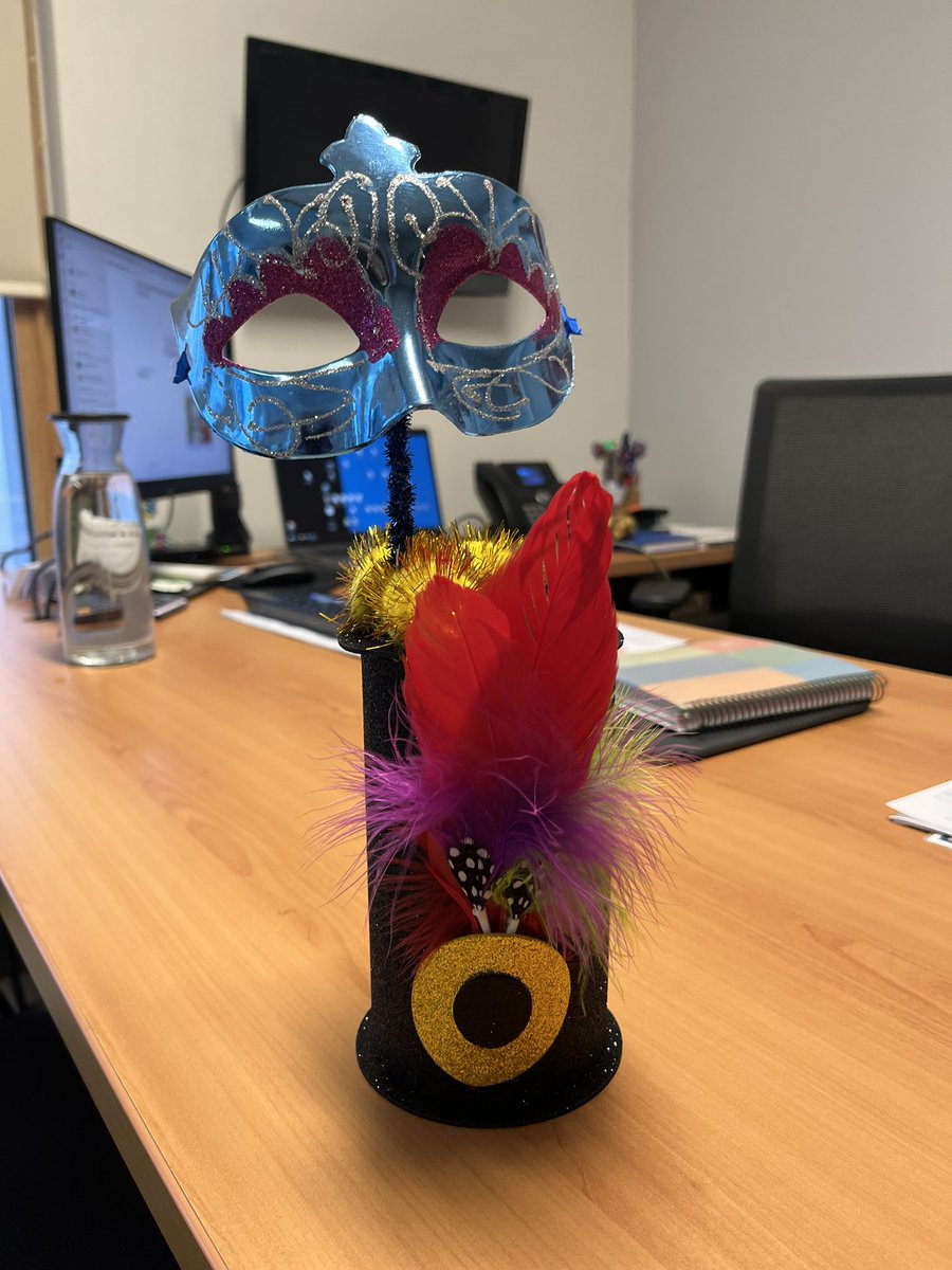 Carnivals is comming🎭🎭🎭!! #Carnaval2024 #santacruzencarnaval #sunsetbayclub <a href="/Jessica_LR9/">jessica_lorenzo</a> <a href="/thais_MCT/">Thais-Moreno</a> <a href="/LuisFelicidad/">Felicidad Luis Lopez</a>