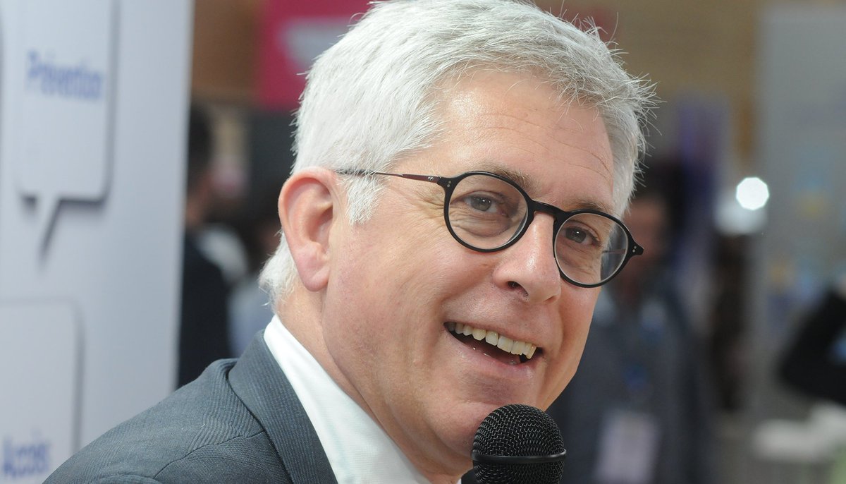 La_FHP's tweet photo. [Communiqué de presse] La Fédération de l'Hospitalisation Privée (FHP) tient à saluer la nomination de Frédéric Valletoux en tant que ministre délégué à la Santé, et à lui adresser tous ses vœux de réussite dans cette mission essentielle qui lui est confiée.

Lire la suite du communiqué de presse 👇
https://t.co/wZ6QTMeq3I