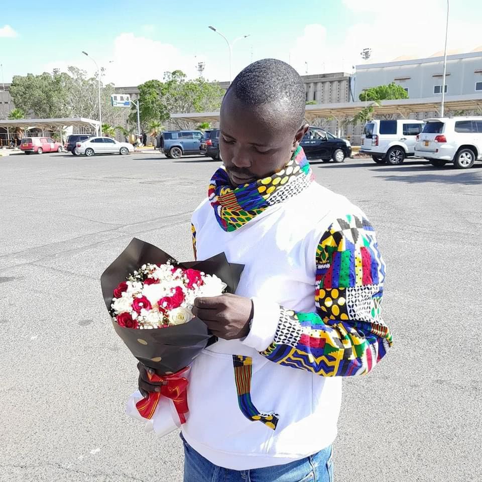MaasaiSafaris's tweet photo. What do you remember about him?
Short answers only😅 https://t.co/NOs2bi9wjj