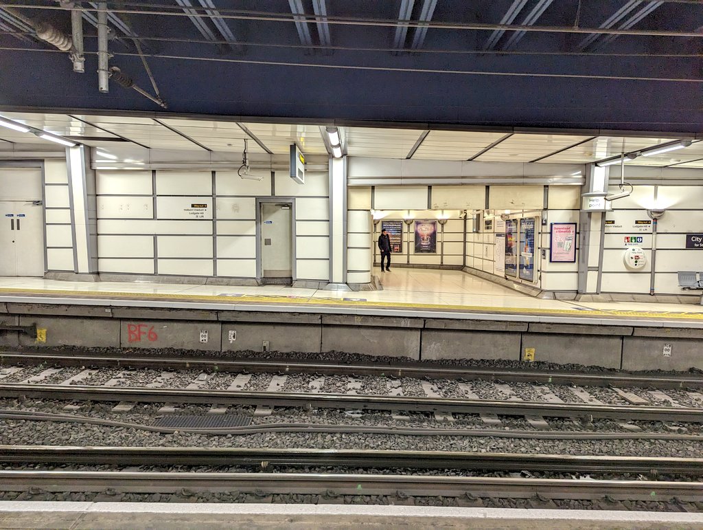 GarethDennis's tweet photo. You're right @MrTimDunn, the north end of City Thameslink station really is rather steep! https://t.co/1Rn9yggSLD