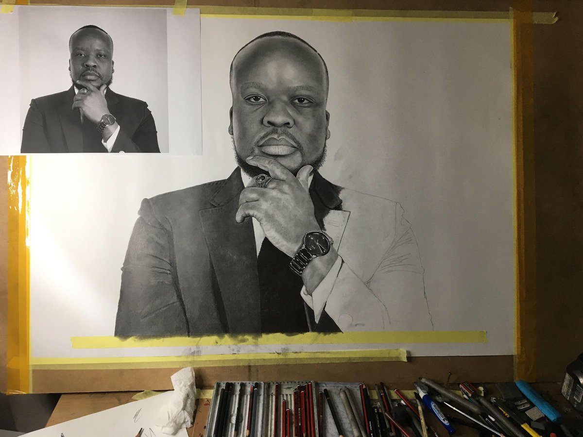 Zalusoarts's tweet image. Meet Andrew Sanudi, aka DruTheArtist. South African based Malawian artist that does portraits on paper and custom paintings on clothes and on canvases.

 Check out more of his work on IG: @DruTheArtist 
#ArtistFeature #Creatives #Malawi