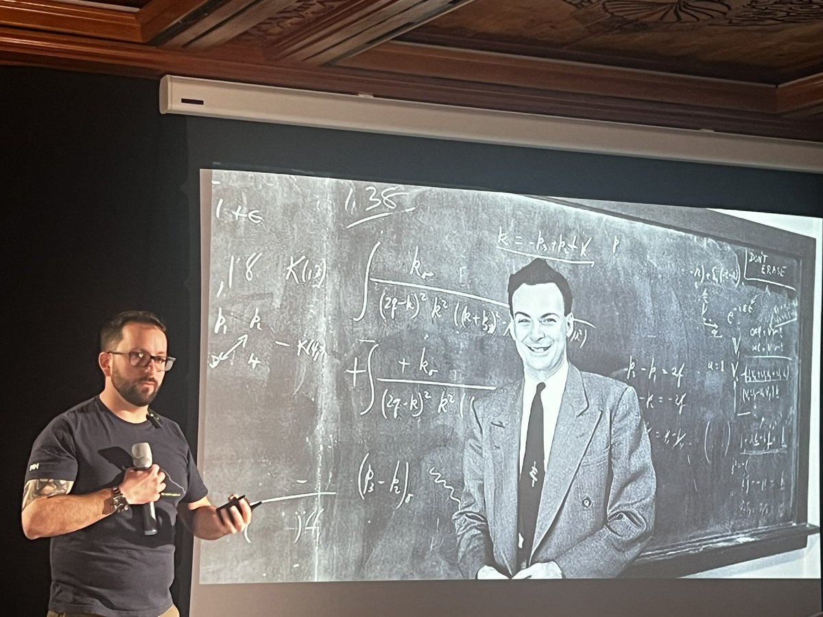 Two of my favorite people - <a href="/calldaburd/">Vahé Ender🇨🇭</a>  and Richard Feynman. Excellent talk by Vahe Ender on decision-making and risk mitigation. <a href="/TBS_Zermatt/">TBS Zermatt</a> <a href="/bostonmedflight/">Boston MedFlight</a> <a href="/tferriss/">Tim Ferriss</a>