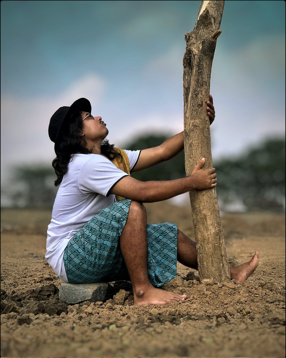 c0mitrick's tweet photo. - >  Cinematic and artistic pic by cominiqu

#tree #trees #nature #naturephotography #photography #forest #landscape #sky #green #naturelovers #clouds #photooftheday #sunset #autumn #beautiful #beauty #art #artist #treesofinstagram #outdoor #instagood #c0mitrick #discovermission https://t.co/zvRCHm4mXq