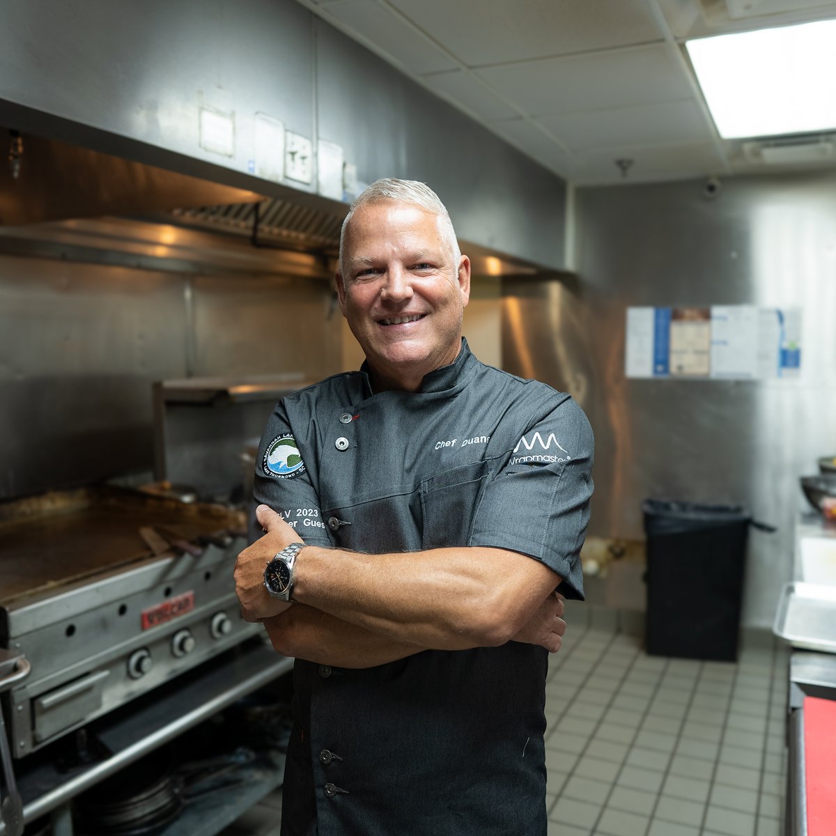 “We have very clean kitchens. I love Wrapmaster® for that reason.” -Chef Duane Keller, Food and Beverage Director at Savannah Lakes Village Discover how Wrapmaster supports hospitality operations: wrapmaster.global/en/case-studie… #Foodservice