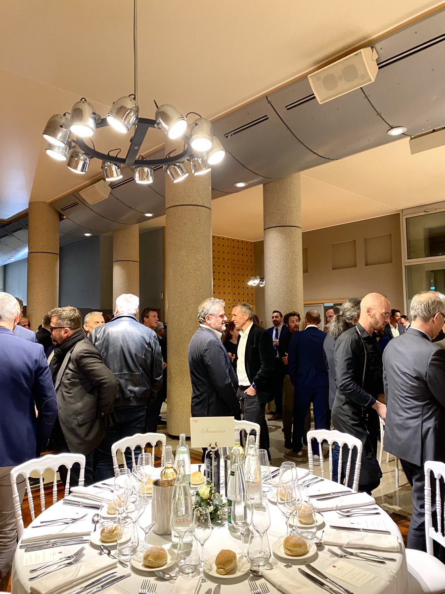 alaingargani's tweet image. Soirée exceptionnelle à l’hôtel de région hier pour le dîner Eco for Sud✨

Merci à @RenaudMuselier et à tous nos invités pour ces échanges passionnants autour de notre économie territoriale 
Merci à mes présidents de région🤝

Rendez-vous les 18 et 19 avril pour Made in PME 🚀