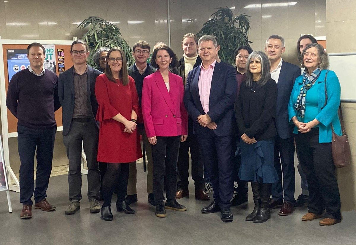 Sneak peek! Fantastic lecture and Q&amp;A with <a href="/AnnelieseDodds/">Anneliese Dodds</a> yesterday evening. Huge thanks to her for giving us her time.

More photos and info coming...
<a href="/UniofReading/">Uni of Reading</a> <a href="/readingSPEIR/">Uni of Reading School of Politics, Economics & IR</a>