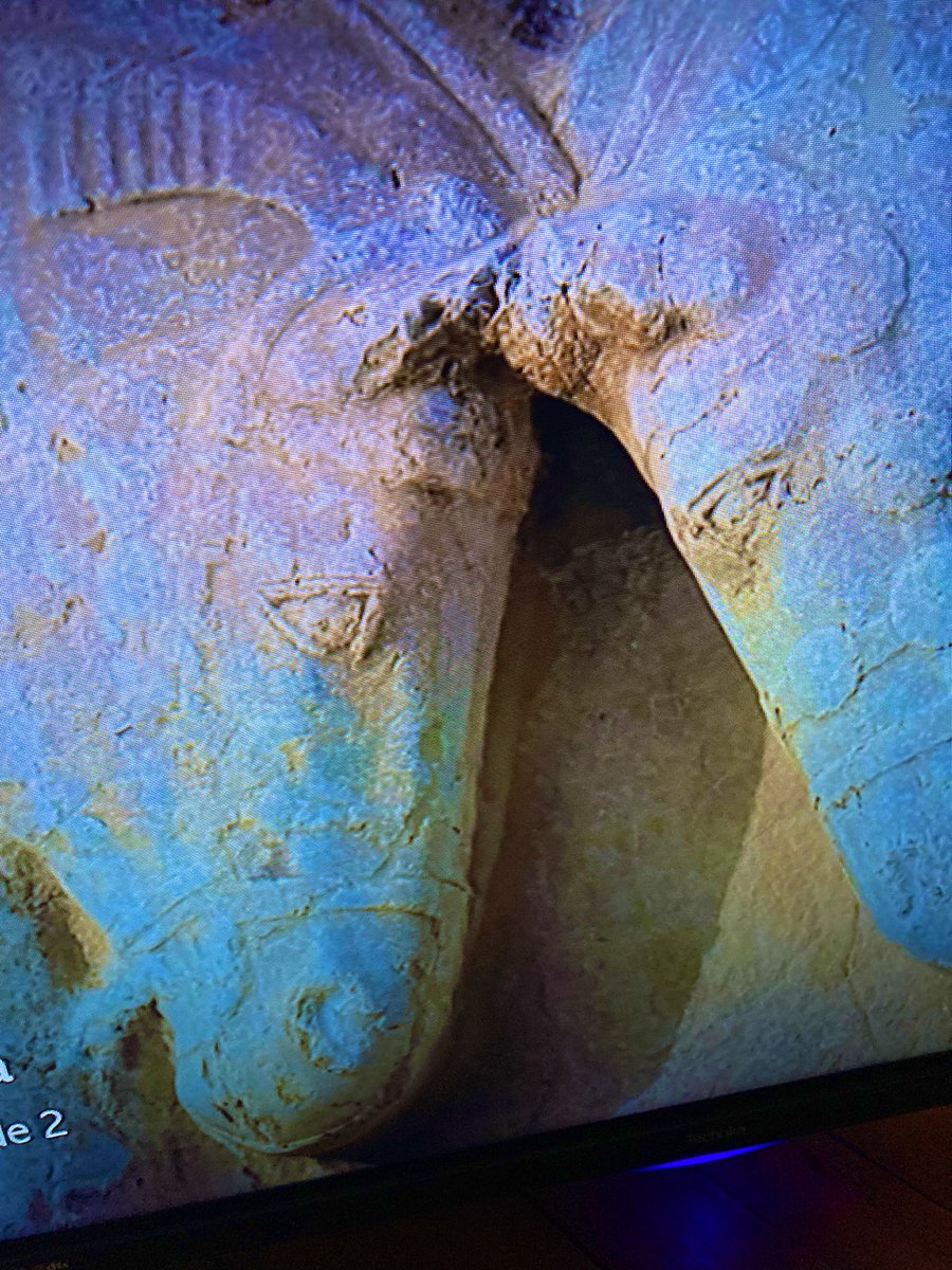 #ArtofPersia 
A fascinating journey 
into Persian history
and the #Zoroastrainism 
Religion which existed pre 
Christianity Islam and is still
here today - an insight into
#Iran #bbcfour and a very rich
insightful one.