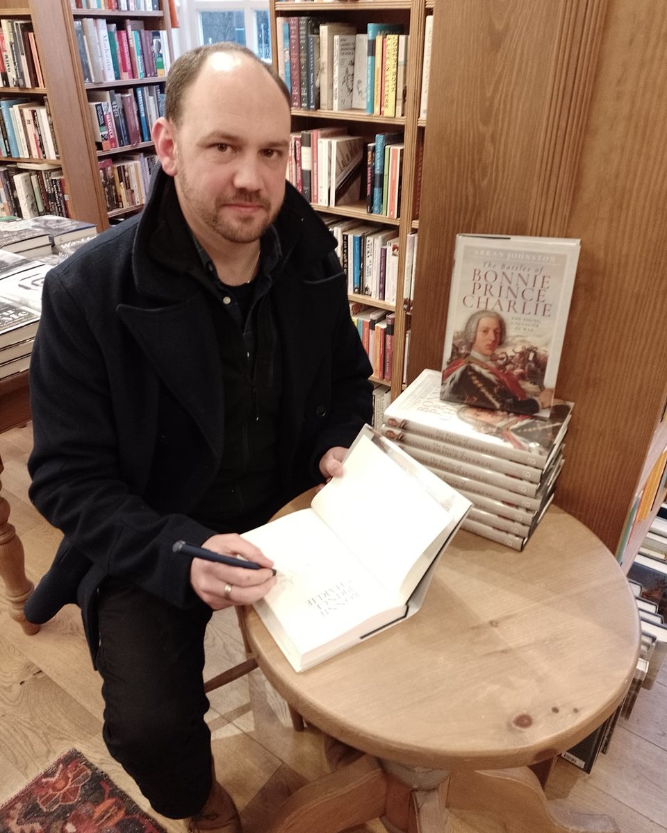 📢NEW SIGNED EDITIONS ALERT!📢
It was lovely to see <a href="/mathewoneT/">Mathew West (account inactive)</a> and <a href="/ArranPJohnston/">Arran Paul Johnston</a> yesterday, when they visited to sign copies of The Water Child and The Battles of Bonnie Prince Charlie! You can find their signed copies in the bookshop or on our website!