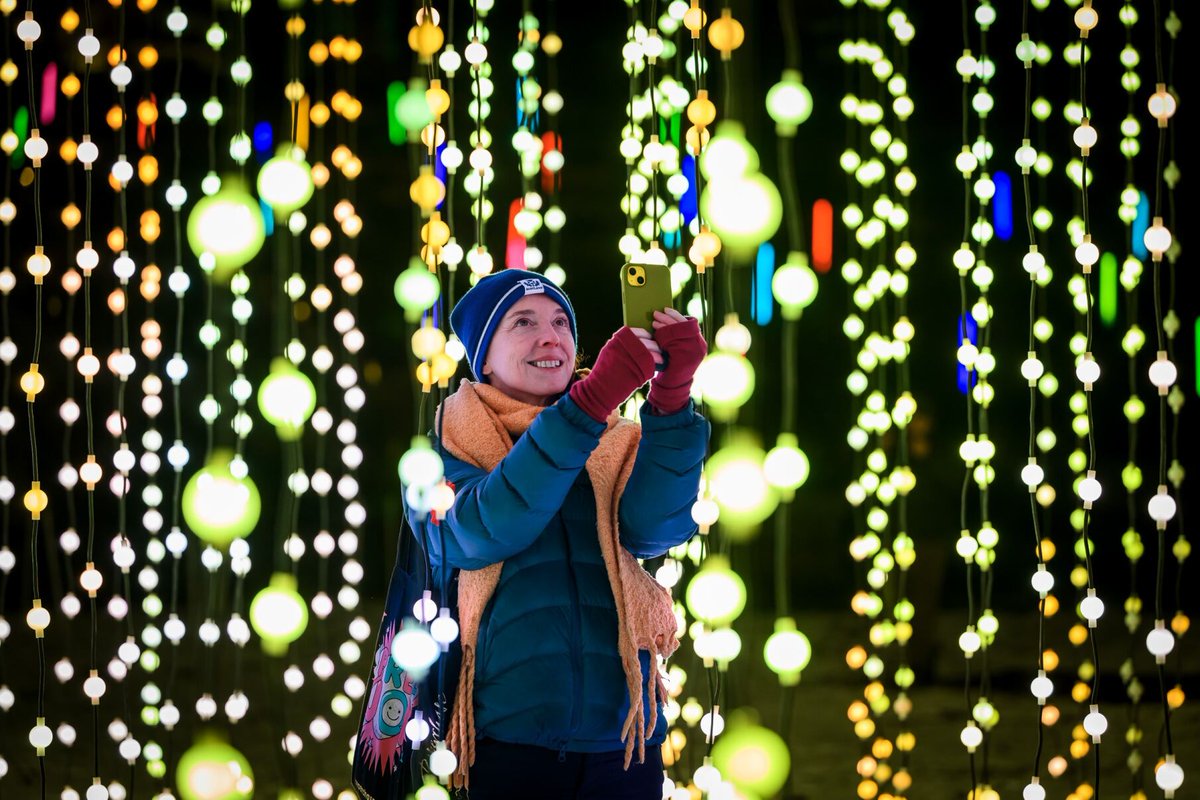 AberdeenCC's tweet photo. Spectra, Scotland’s award-winning festival of light, opened last night (Thursday 8 February) in Aberdeen with a spectacular 10th anniversary programme that will light up the city centre until Sunday 11 February.
https://t.co/LilD1Weo4M
#SpectraABDN
@SPECTRAaberdeen https://t.co/dm6Kg8tLHc