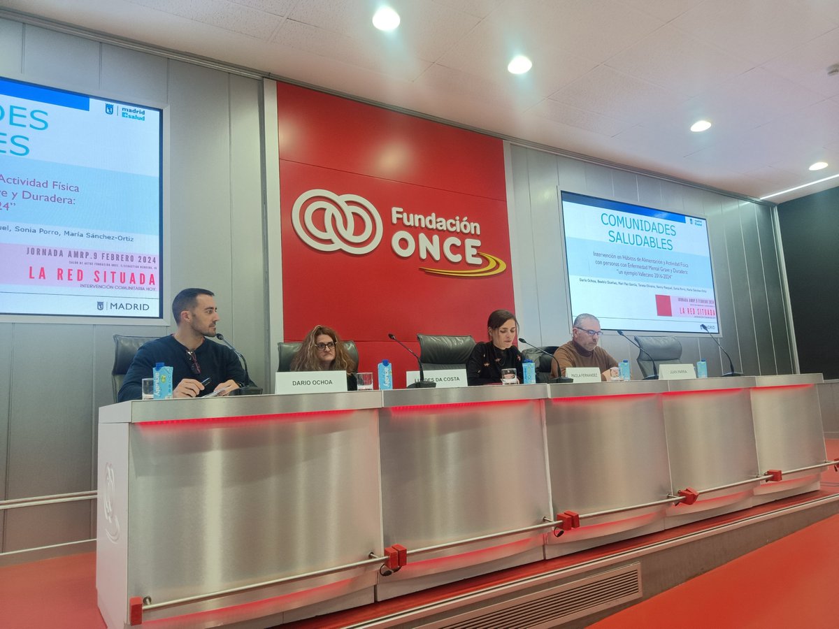 AMRP1991's tweet photo. Continuamos con la "Mesa comunitaria", con #DarioOcho, médico de MadridSalud en Vallecas, que nos va a hablar de Comunidades Saludables: Intervención en hábitos de alimentación y actividad física con personas con trastorno mental grave "un ejemplo vallecano 2016-2024" https://t.co/mUsKjc73Cp