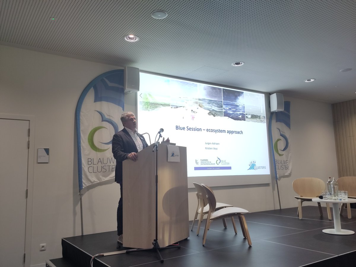 Last week, @BlauweCluster led a #BlueSession on the #EcosystemApproach, highlighting how #BlueBioProduction benefits ecosystem services. 🌊✨

Interested in boosting the #BlueBioEconomy through integrated marine multi-use concepts? Dive deeper here: bluecluster.be/news/ecosystem…👈