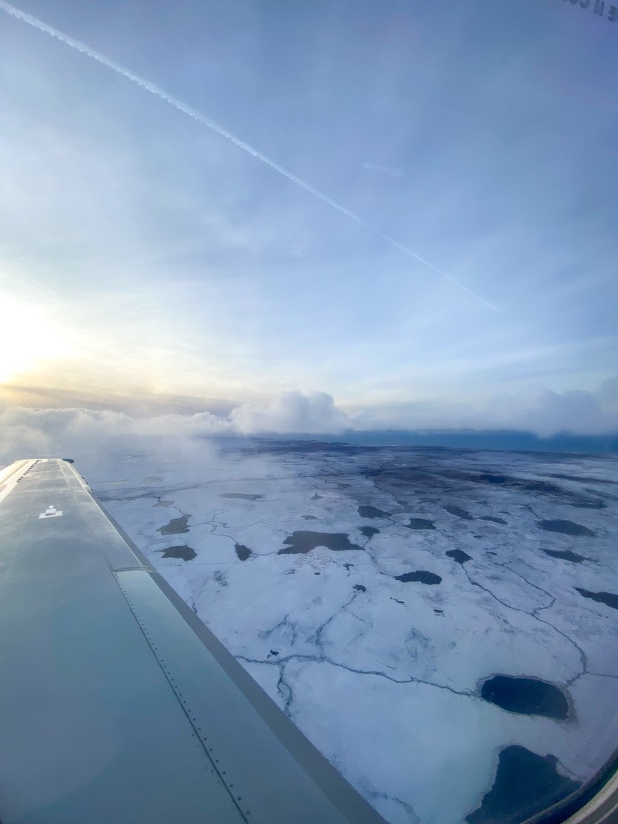 Glorious views from the plane window as we landed in Stornoway yesterday afternoon ❄️ #OuterHebrides #ScotlandIsNow