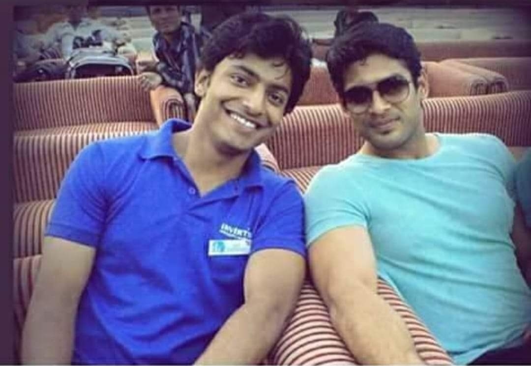 #Oldpic #SidharthShukla 
#SidHearts
#SidharthShuklaForever