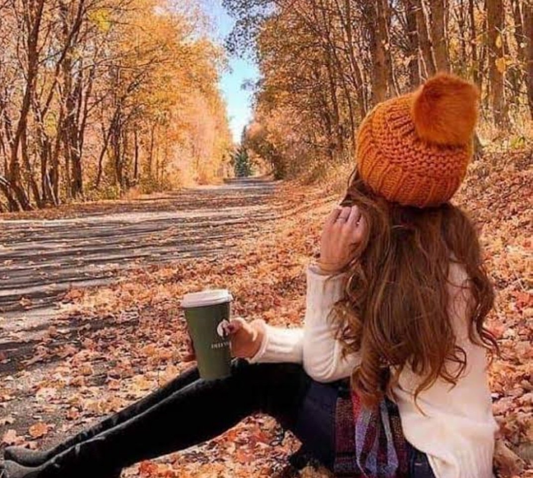 snowyee23343's tweet photo. Lazy Friday 🌸🍂🥀
.
.
.
.
.
#Friday #FridayFeeling #FridayVibes #weekendcalling https://t.co/9cFYPwFz4p