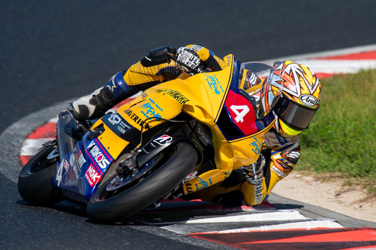 名前 : 井手翔太(いてしょうた) 性別 : 男 年齢：21歳 身長 : 177cm